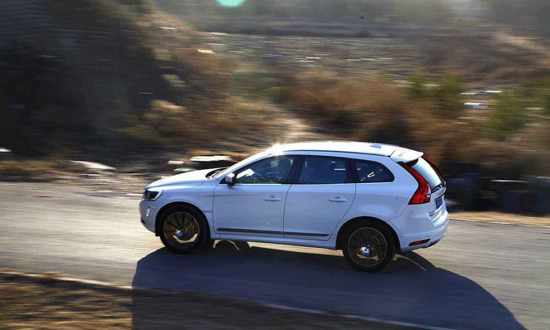 月薪多少才能养一辆十万的车？过来人说出了答案