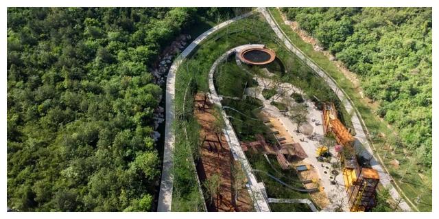 南京-汤山矿坑公园景观设计