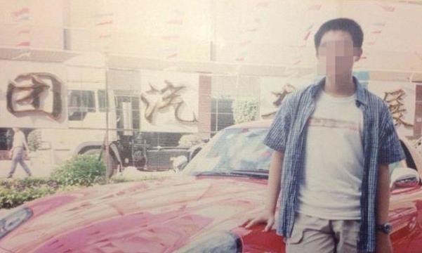 16年前，这3台“神车”亮相广州车展，其中一台跟成龙演对手戏