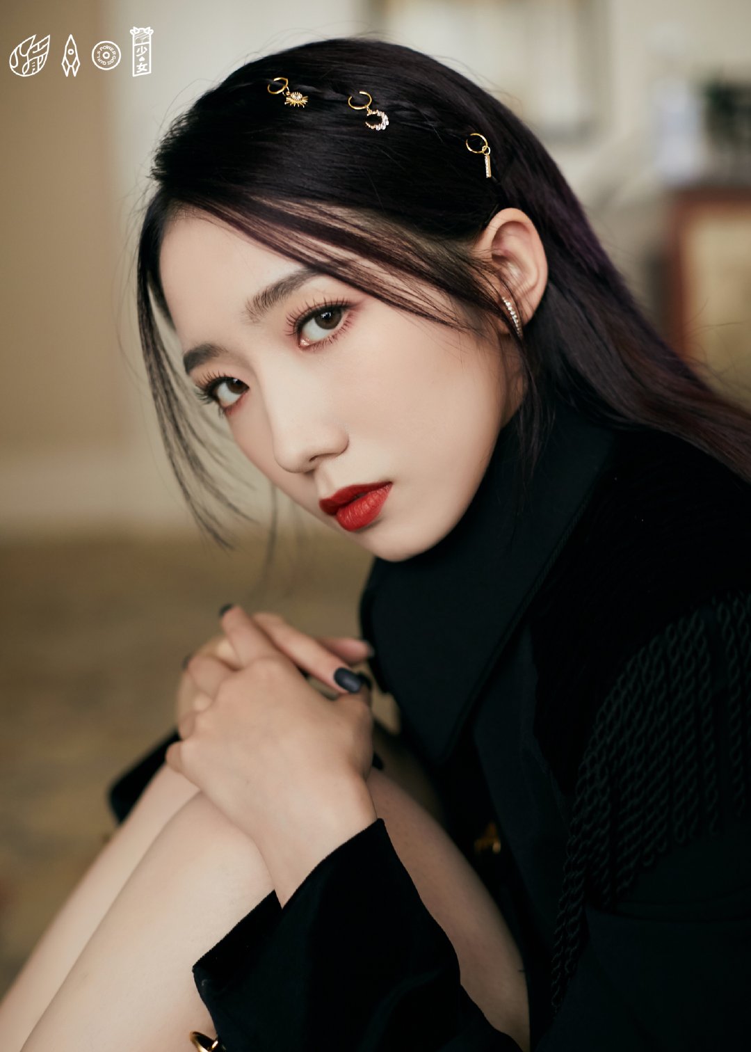 她两只是发了张合照而已，怎么就变成比美大赛了？