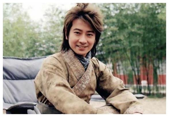 《乌龙闯情关》男主孙耀威如今放飞自我,网友:正在向陈志朋靠拢