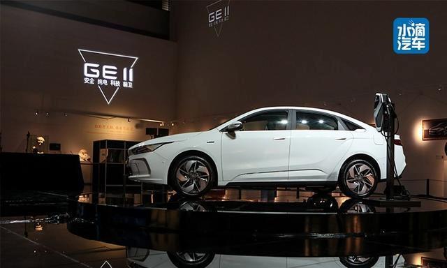 吉利GE11配置曝光！配备8英寸投影！