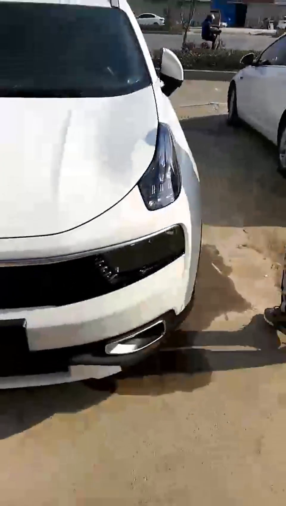 第一次看到吉利和沃尔沃合资的领克01,外观设计很漂亮