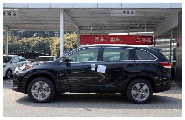 包工头都选它!皮实耐造出名,进口2.0T引擎,适时四驱,仅30万