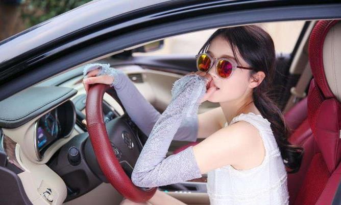 开车需谨慎，每次只开两三公里危害大？这么开车就能减轻危害