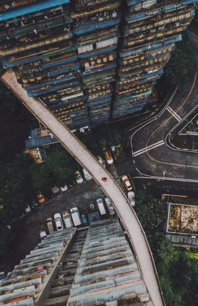 重庆记忆——魔幻立交桥大山大水重庆城,交通绕晕大片