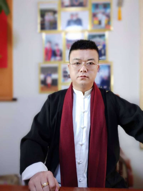 知名传统文化学者陈近贤先生收徒仪式在