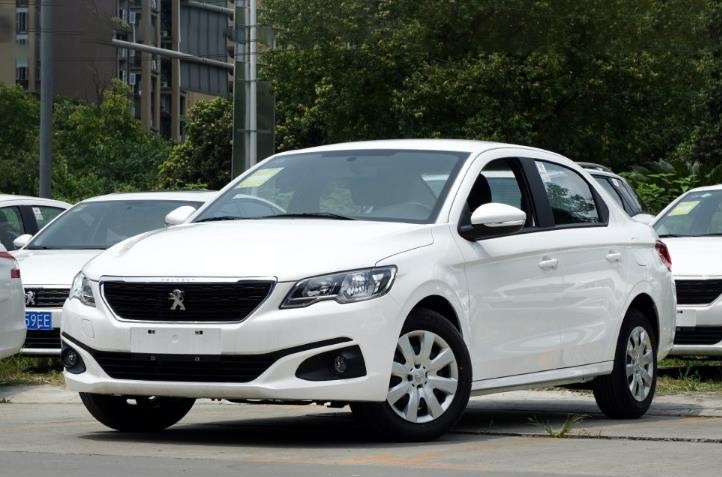 标致使出看家本领，新车配4气囊+感应雨刷，不足9万，比速腾帅气