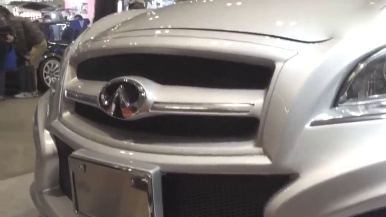 厉害了！车展上这辆改装后的英菲尼迪G37S，肌肉线条感太帅了