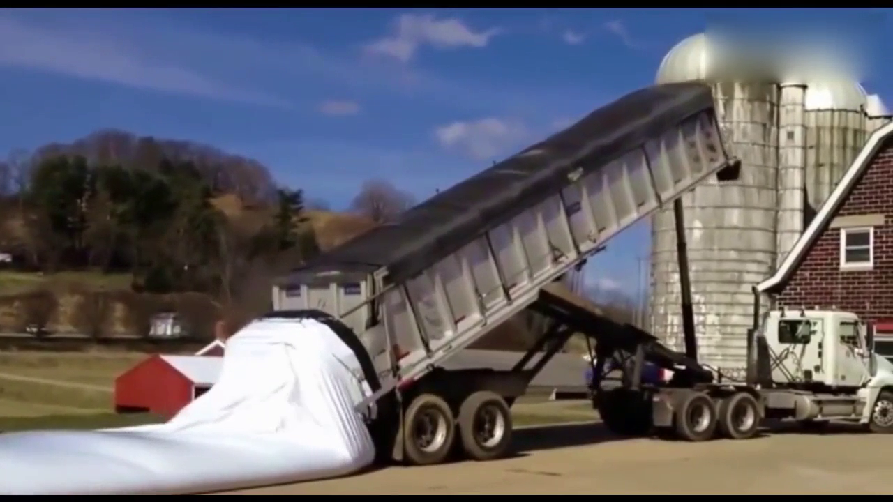 卡车卸货怎样直接卸到袋子里