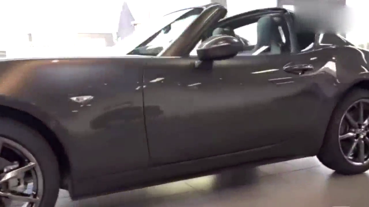 接地气的硬顶敞篷跑车，帅到没朋友，可惜了啊