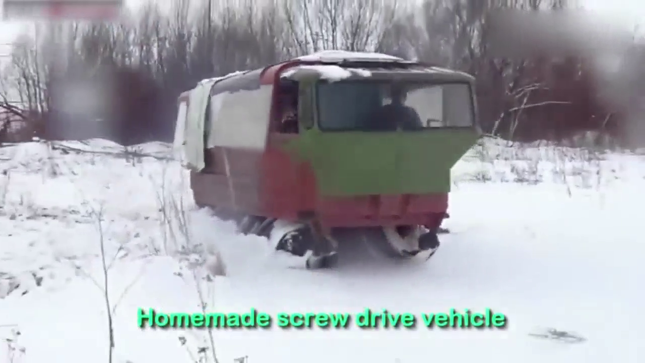 霸气卡车，水陆两用，雪地从不打滑