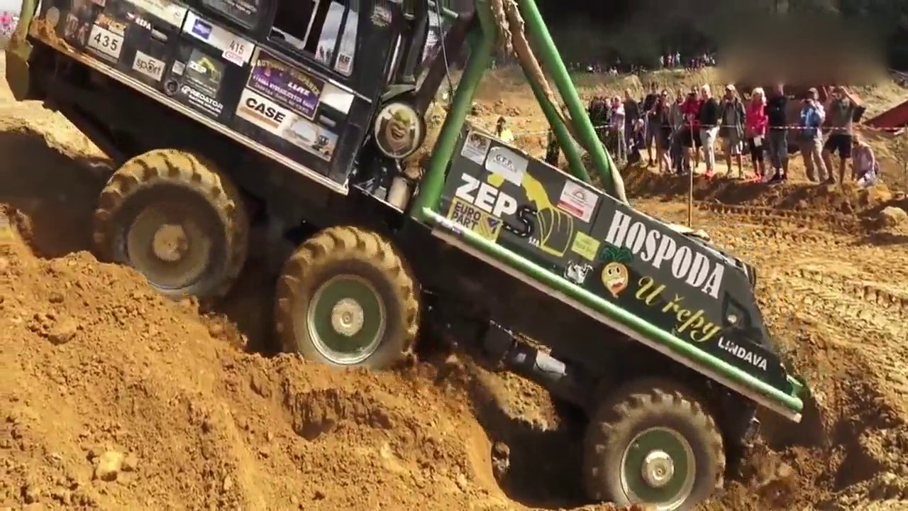 越野卡车极限越野，挑战不可能的任务！