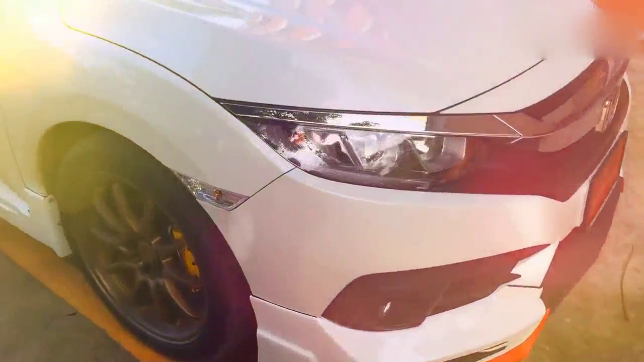 造型迷人似跑车，实拍改装第十代本田思域