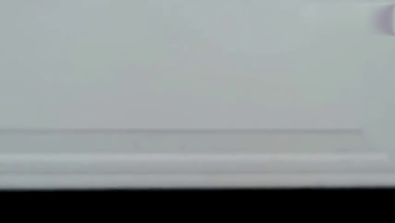 丰田抛锚，萌娃开宝马I8跑车霸气救援