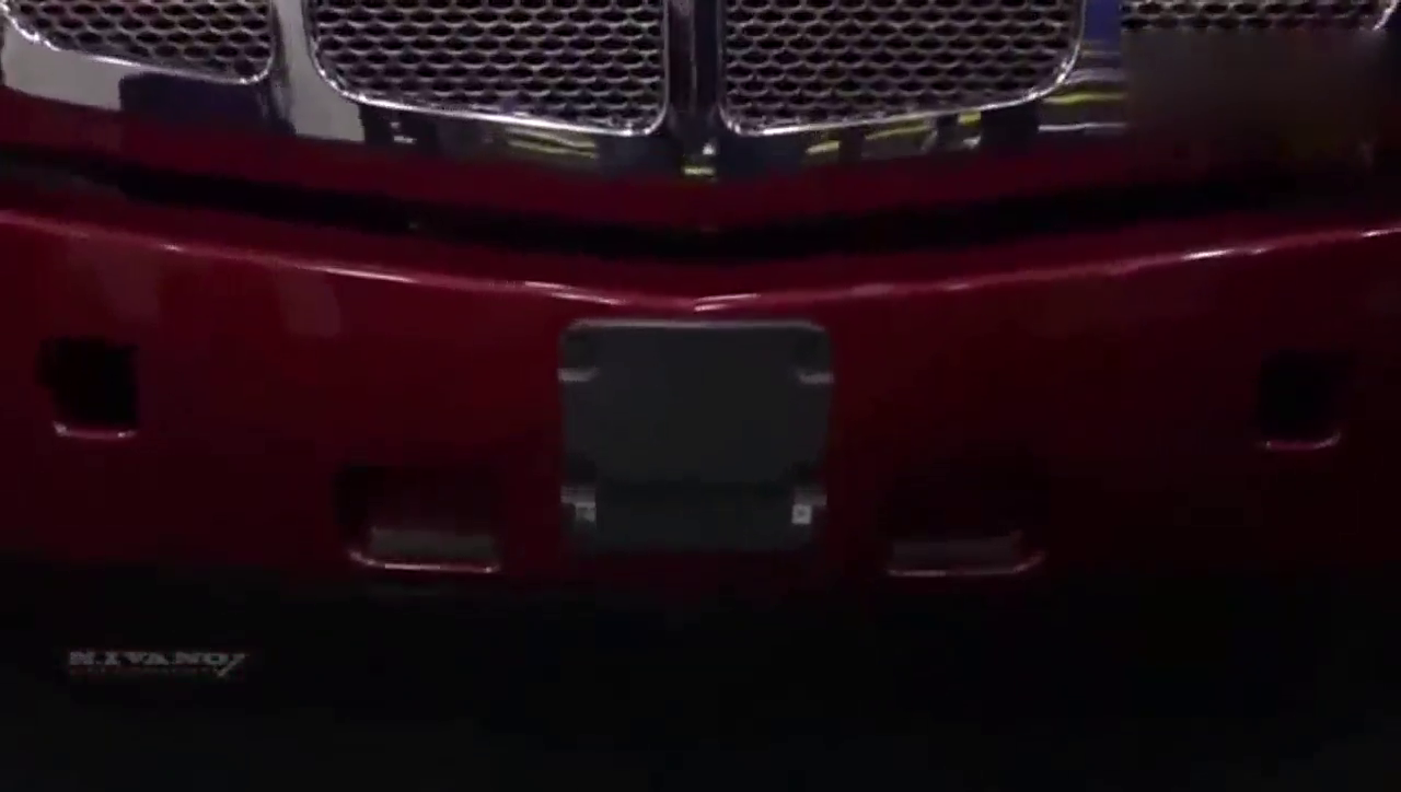 2018款Peterbuilt579长头卡车实拍，打开车门才是豪华的开始！