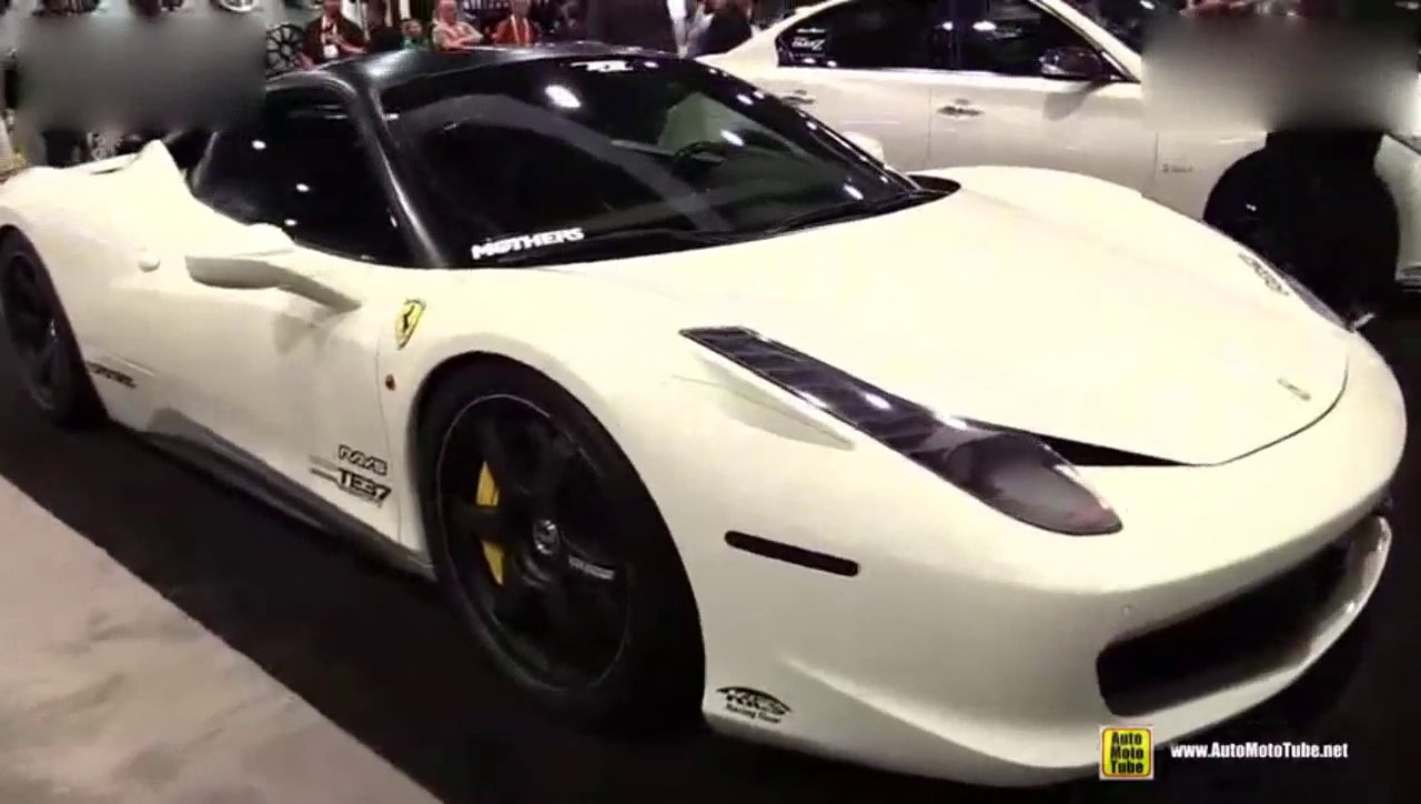 法拉利458，中后置发动机跑车的重大飞跃