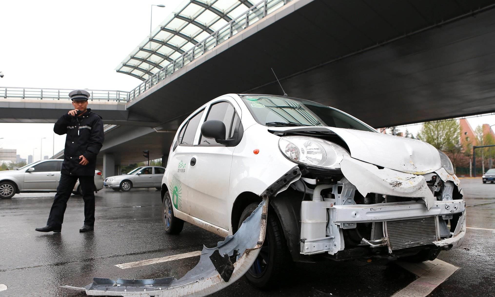 汽车买保险，除了交强险，这些车险别忘了，关键时刻有大用处