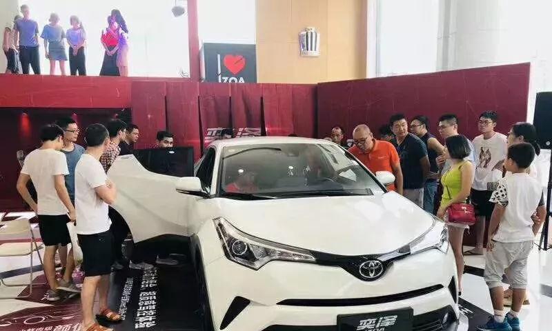 为啥“穷人”买车4S销售很开心？4S店：有钱不赚是傻子！