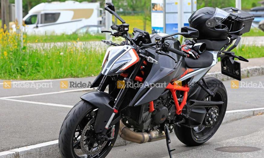 全新KTM 1290 Super Duke R测试车曝光