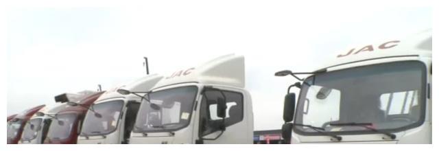 女子买的大货车的库存车,接车时却是上户快2