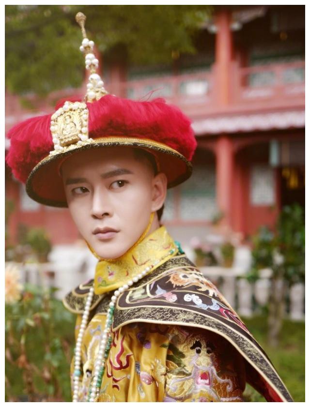 管梓净演过绝密较量的角色吗