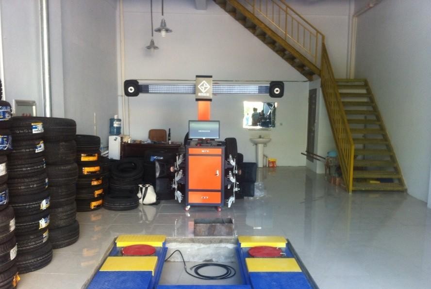 这样的四轮定位店，别进了，不一定能做好