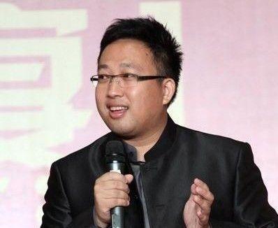 于正夸赞赵丽颖很聪明,但跟杨幂相比,赵丽颖还