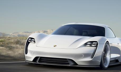 新能源汽车续航多少里程，车型推荐