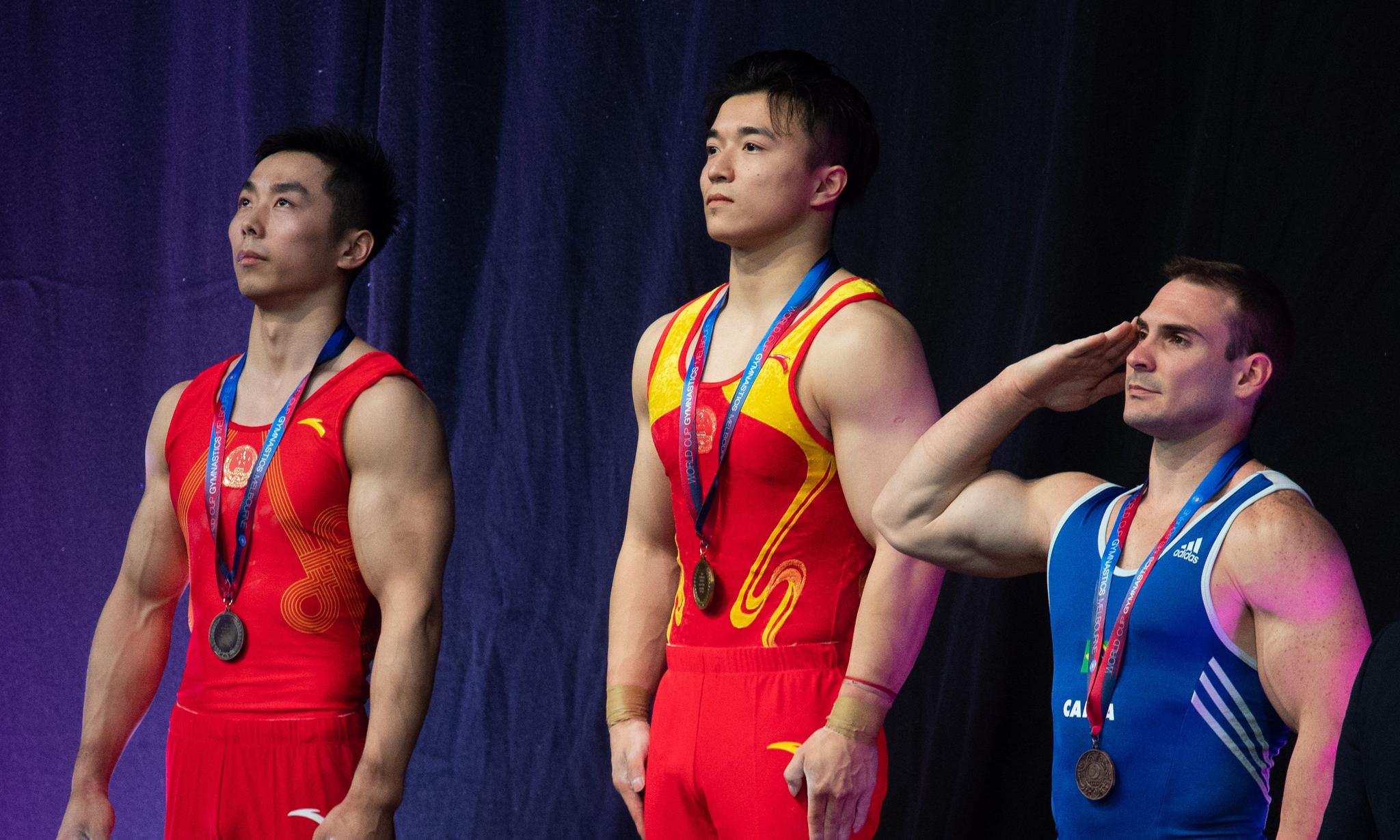 体操--世界杯墨尔本站:中国选手包揽吊环冠亚军