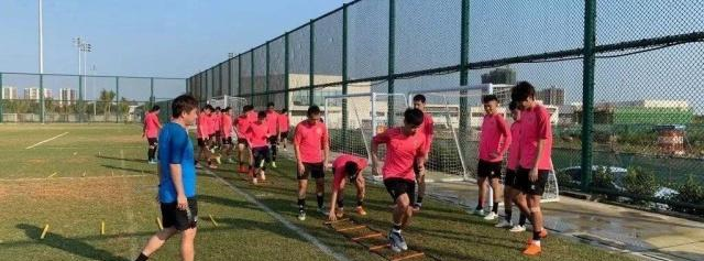 年初四 | 四川安纳在海南整军备战!2019中甲我