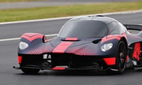 阿斯顿·马丁Valkyrie战神 英国银石赛道全球首秀