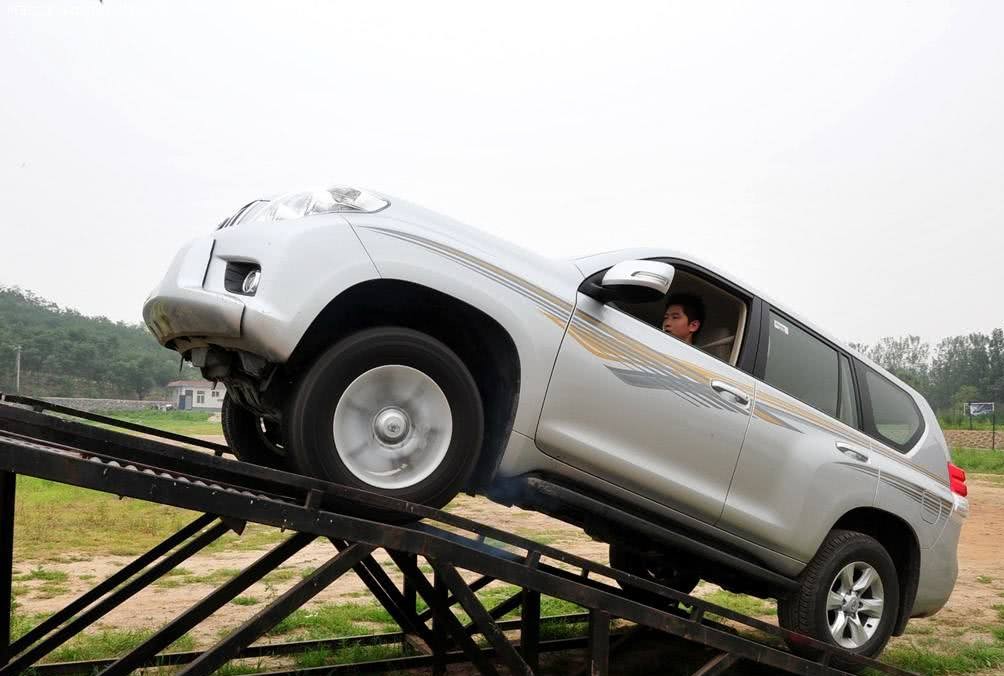 “50-70万日系SUV“有新的文章更新，请注意查收