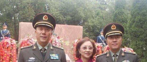 秦基伟子女如何了女婿是空军副司令，大儿子更“牛”更厉害！
