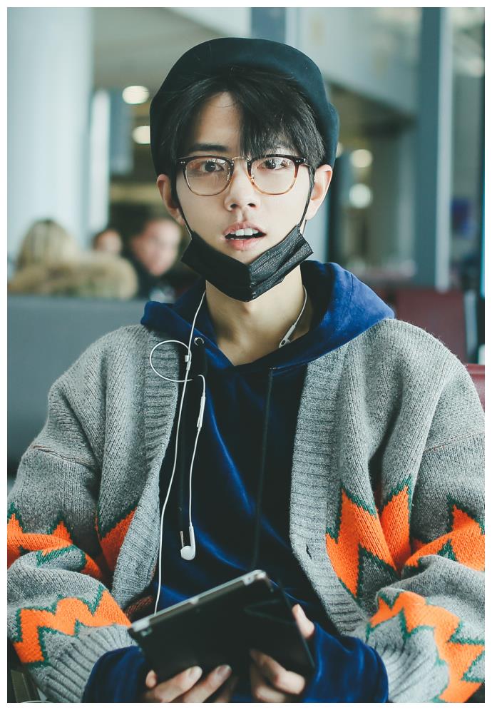 肖战粉丝举报事件恶化!明明是脑残粉行为,