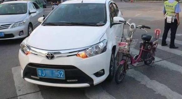 买车时，这4种车险最好都买上，尤其是新手车主！