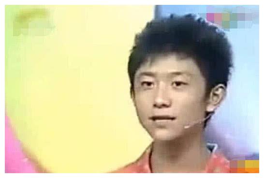 主持人故意叫错张一山的名字,山哥实力回怼嘲