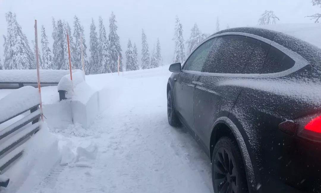 零下40度严寒环境，适合买电动汽车吗？