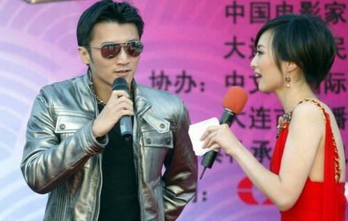 谢霆锋自曝后悔与张柏芝离婚,内心一直自责,王菲尊重自己的决定