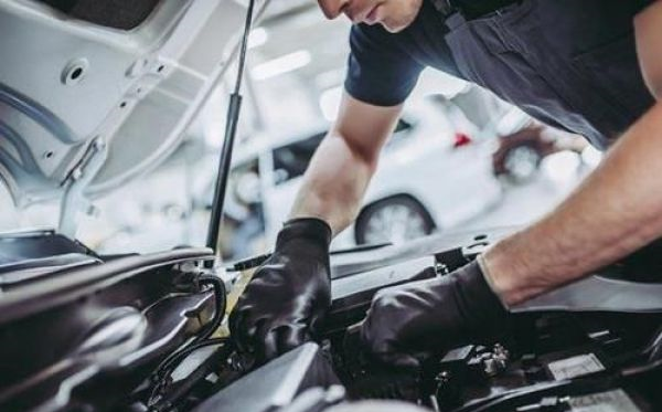 汽车出现了这4种症状，如果不及时处理，可能会使发动机报废