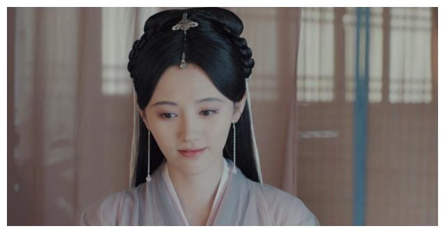 新版白素贞的颜值很高,但比起赵雅芝,鞠婧祎差在哪里?