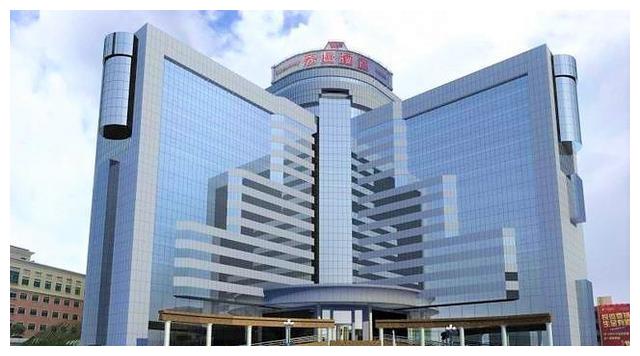 广东宏远本土球员宿舍曝光,环境如普通居民楼