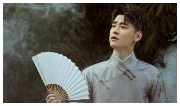 张云雷高清壁纸大图