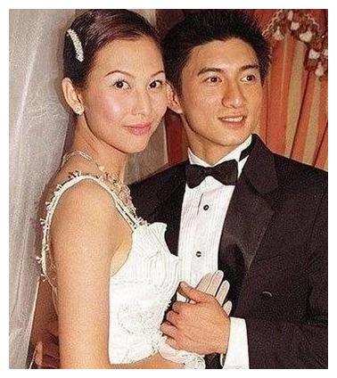 他13岁替父还债，19岁四处打工摆地摊，走红后为挣钱7天不睡觉