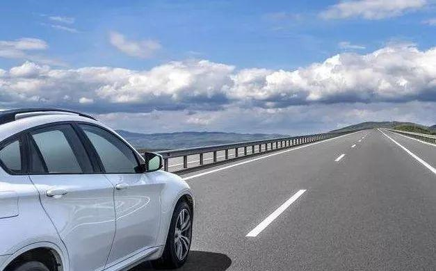 为啥你的车子电瓶不耐用？这些伤电瓶的行为你占了几个？