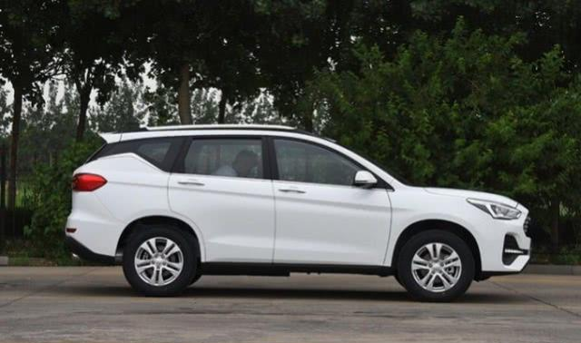 公认的良心SUV,下探到6.6万,和H6一样大,销量连月大增