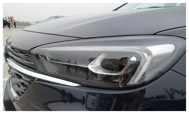 评测别克昂科拉GX:作为一部紧凑级SUV,它的优点够分量