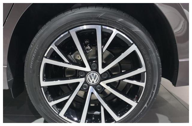 “10-15万日系轿车“有新的文章更新，请注意查收