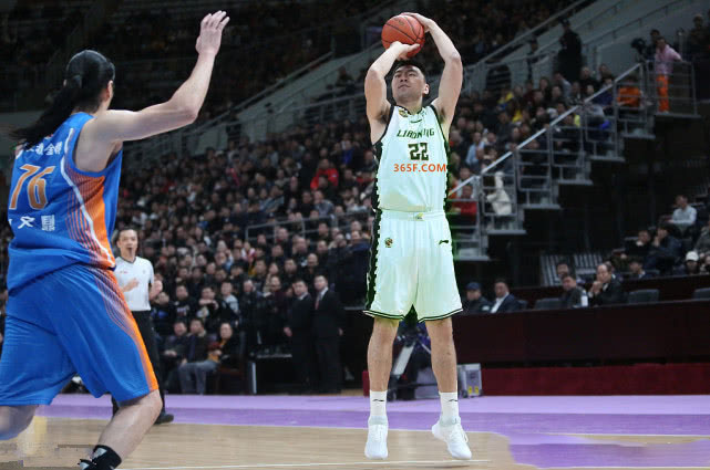 篮球比分:辽篮迎两座里程碑 李晓旭成CBA第4