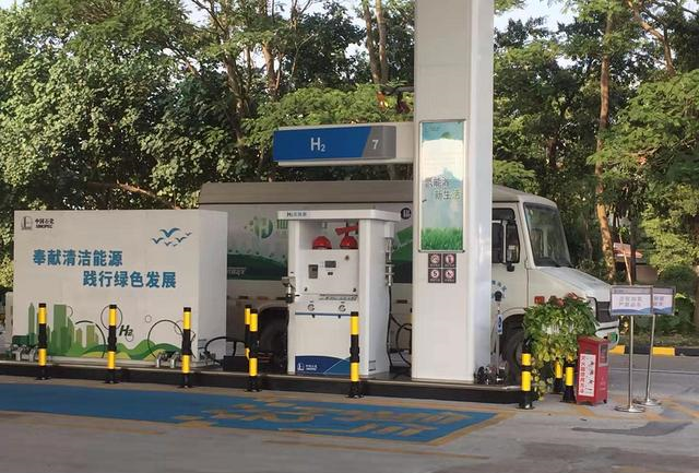 中石化｜上海油氢合建站：每日可为100辆以上车辆加注